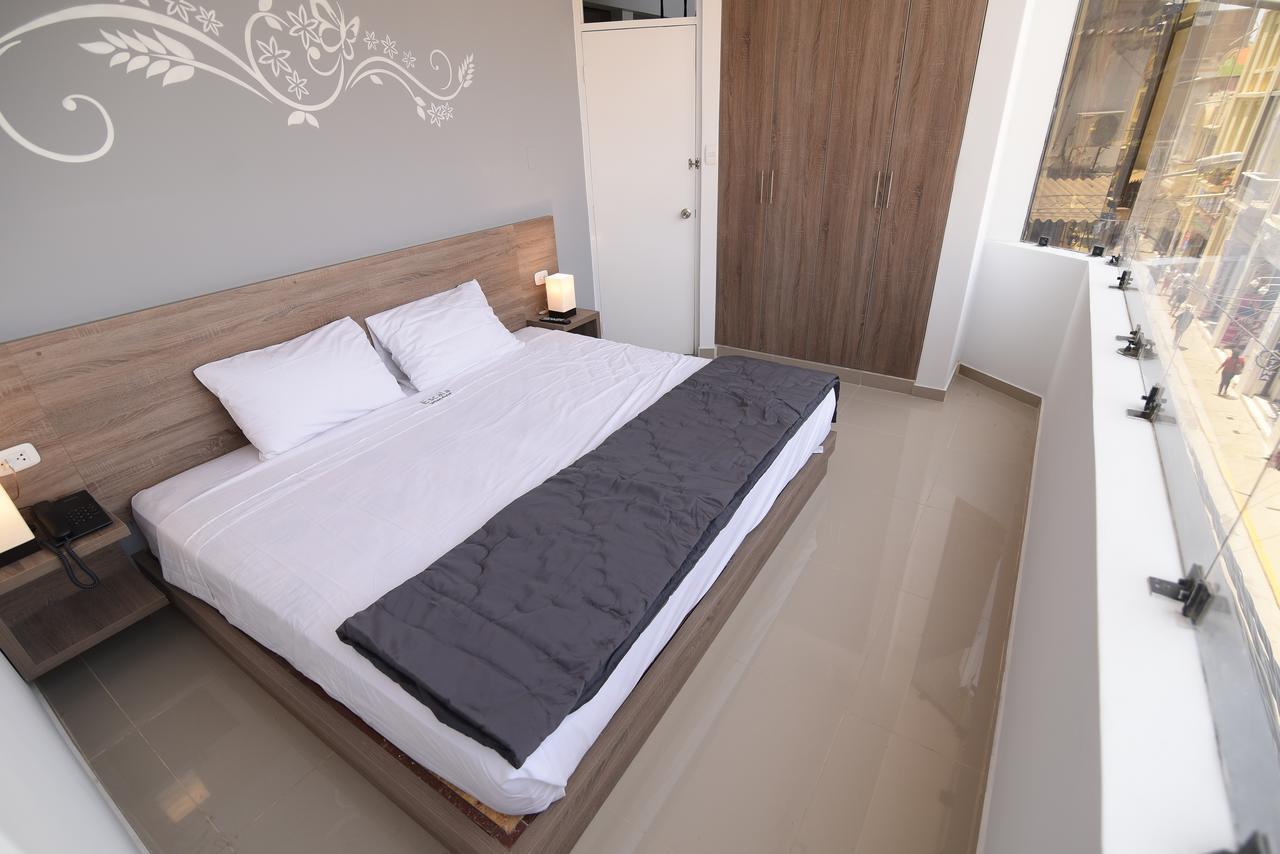 Escala Urban Hotel 치클라요 외부 사진