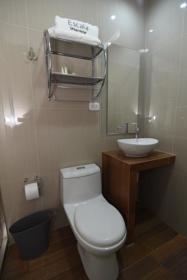 Escala Urban Hotel 치클라요 외부 사진